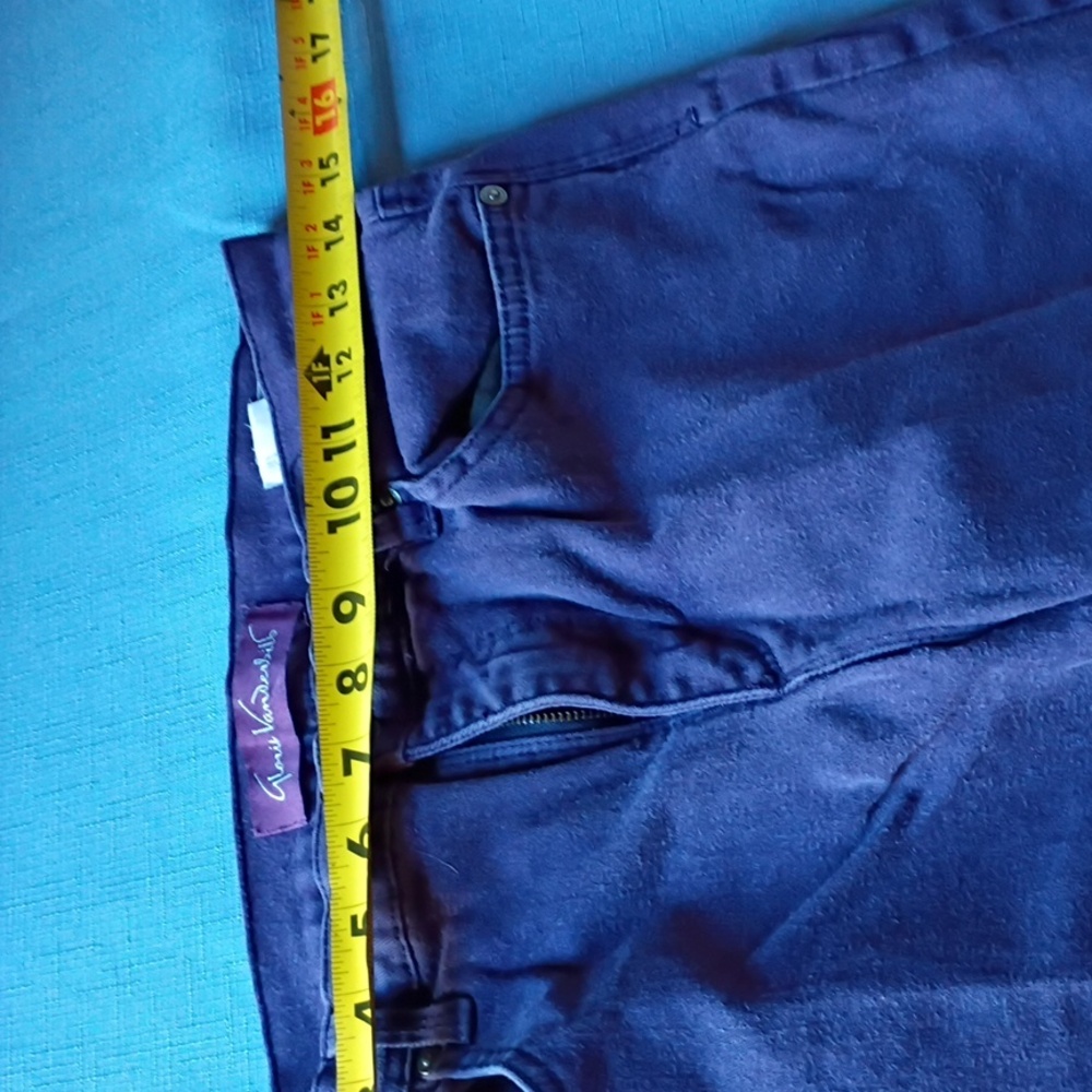 Gloria Vanderbilt Women's Straight Leg Jeans in Lavender - Picture 5 of 8